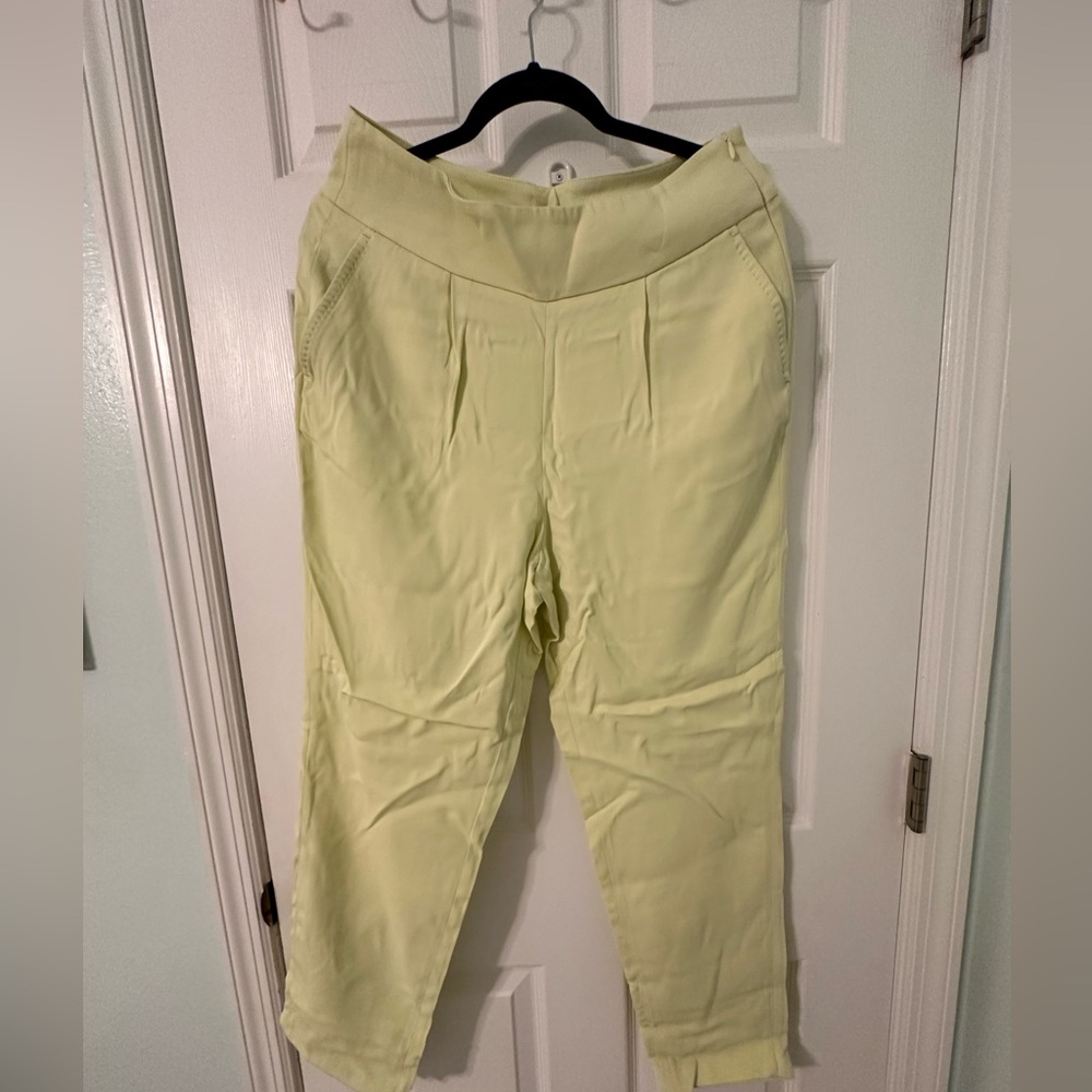 Peserico Light Yellow Cropped Pants